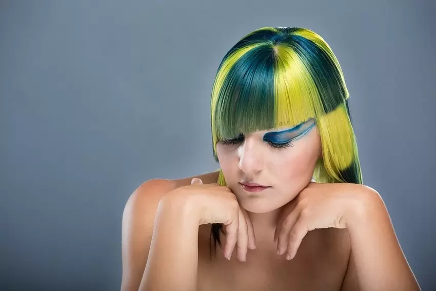Changer de coupe de cheveux à Cambrai 