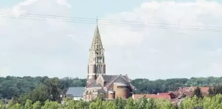 Fontaine-Notre-Dame village