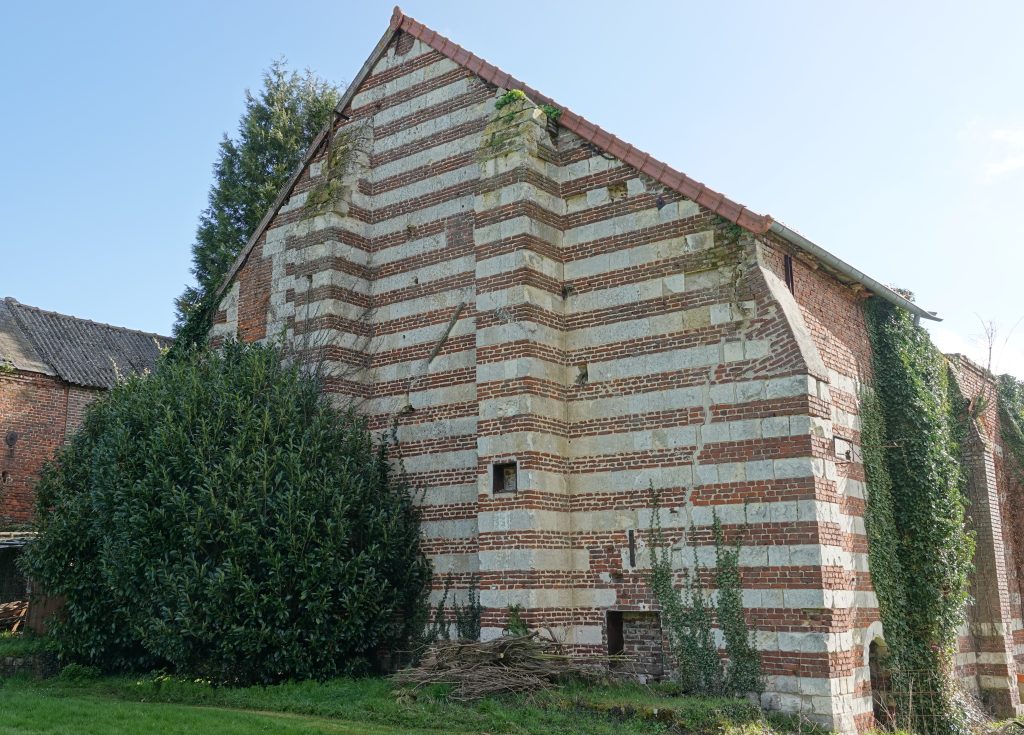 La Grange Dîmière du Château d'Esnes
